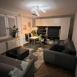 Uroczy - Brodwino Apartament